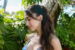 Island Crystal Charm Earring