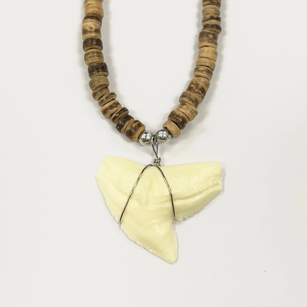 Island Edge® Beaded Necklace - Shark Tooth Natural